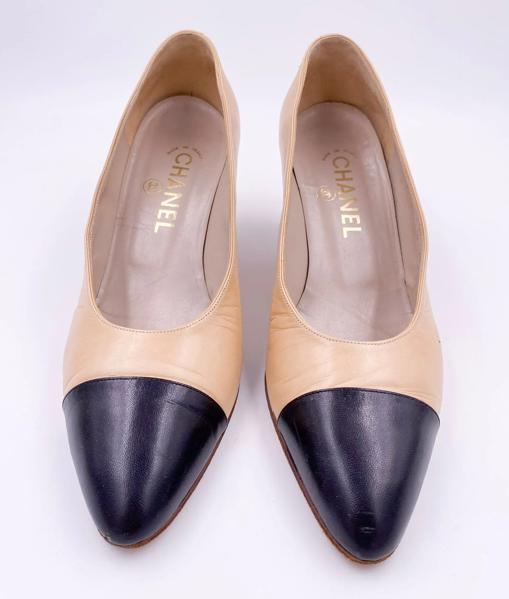 Chanel Pumps Off  White With Black Leather Toe