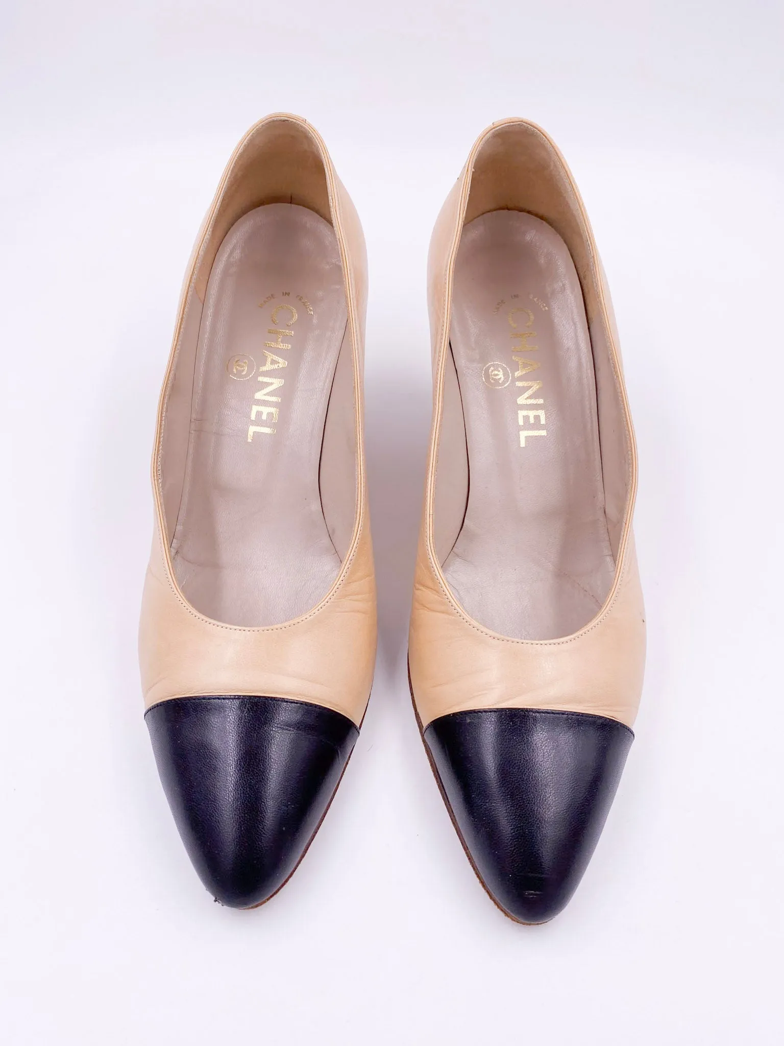 Chanel Pumps Off  White With Black Leather Toe