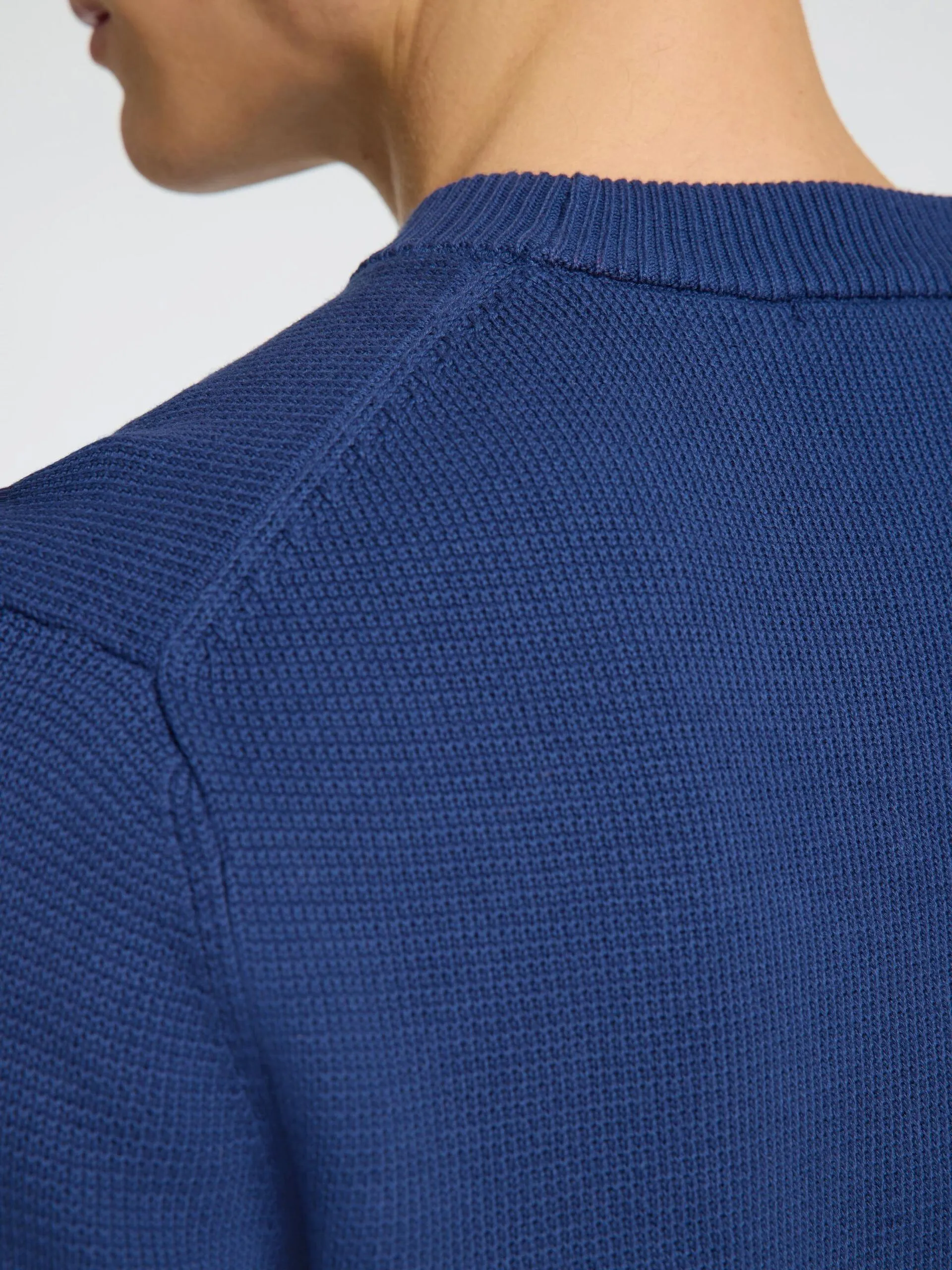 Dane Knit Structure Crew Neck - Oceana