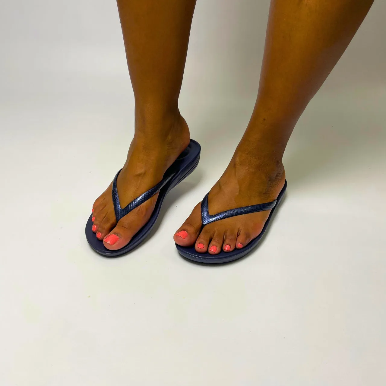 FitFlop IQUSHION midnight navy ergonomic flip-flops