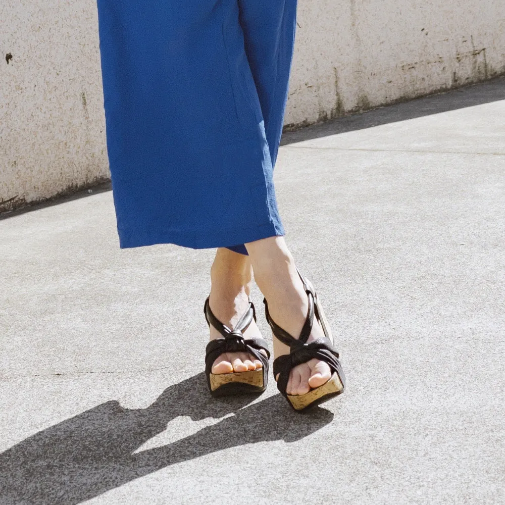 Formentera Bowknot Wedge Sandals (Nero)
