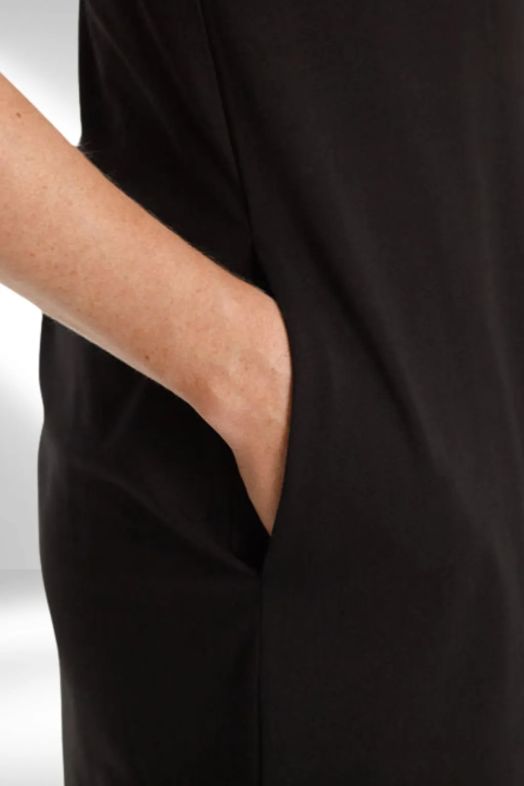 Homelee Taylor Tee Dress Black