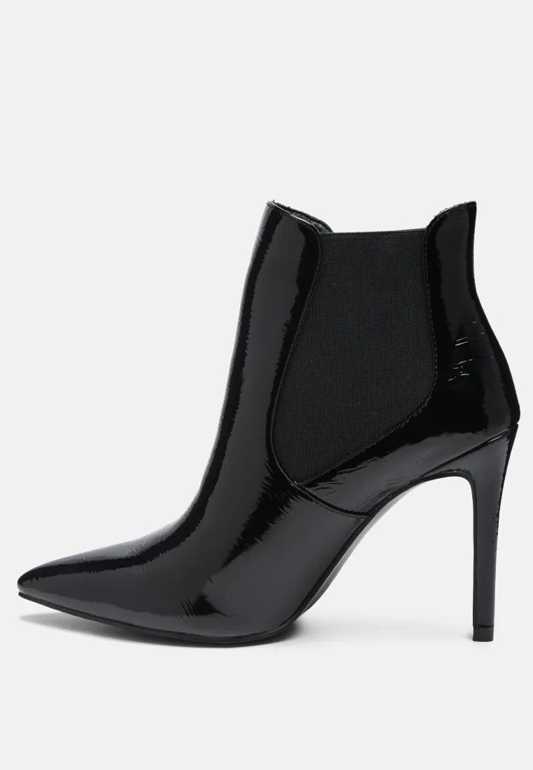 MOLINA High Heeled Chelsea Boot In Black