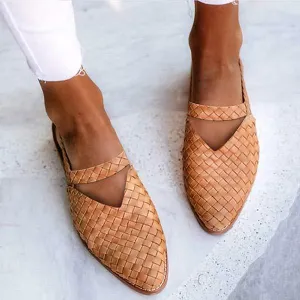 Women's Pointed-Toe Woven Flat Sandals 31285731C