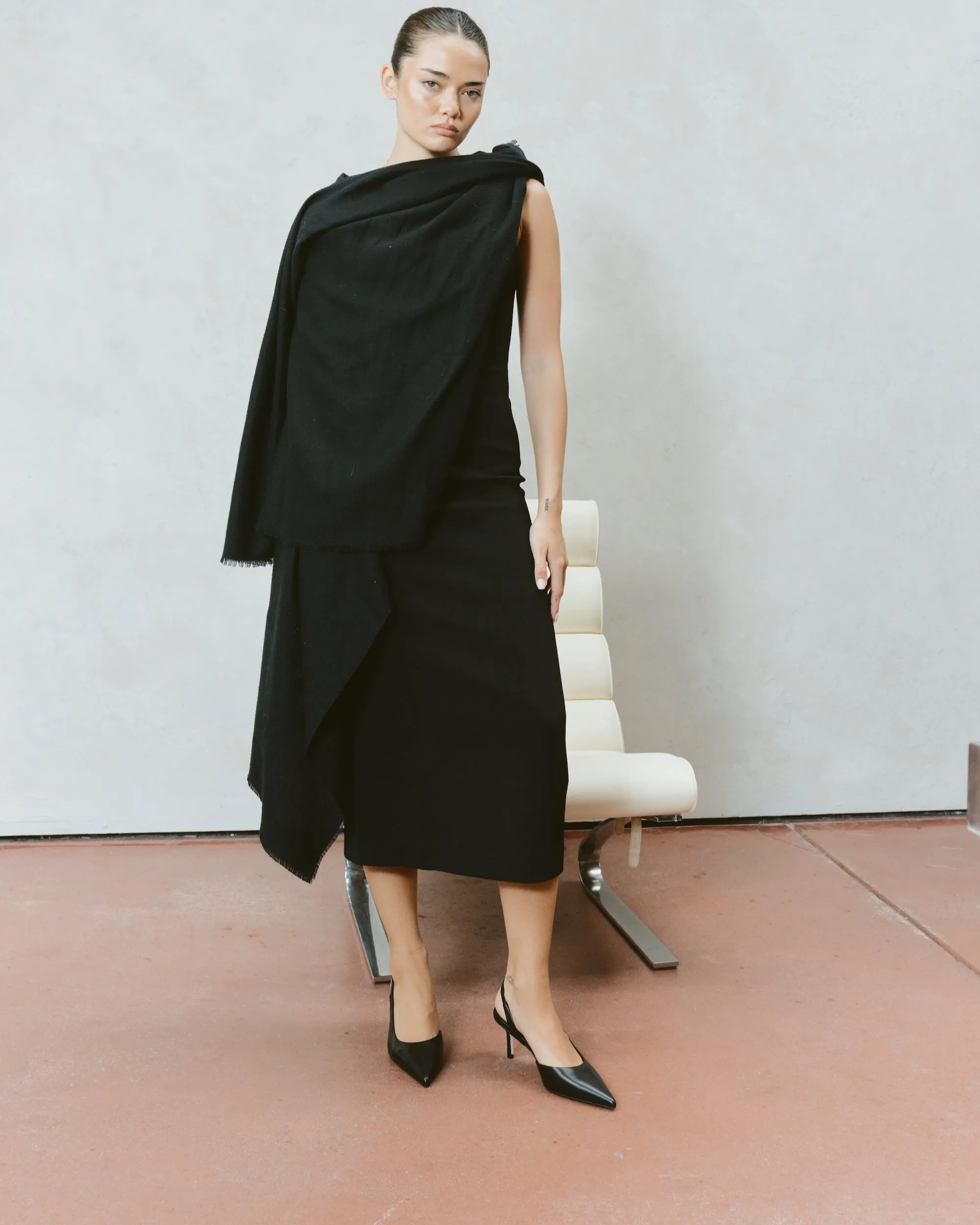 Yoselyn Dorsay Slingbacks - Black Leather
