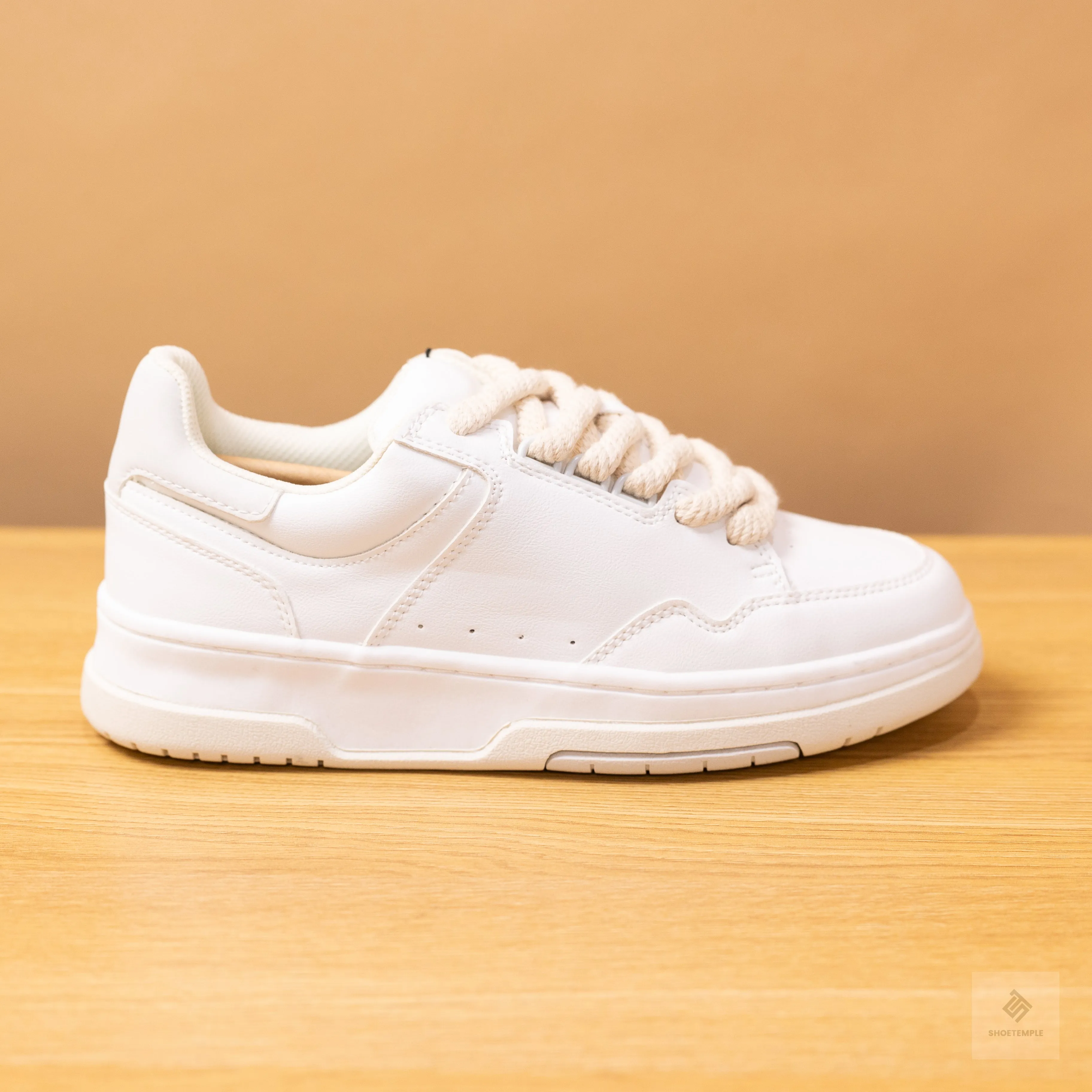 Zara Chunky Sole White Sneaker